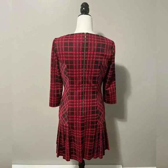 Tahari ASL Levine Red Plaid 3/4 Sleeve Pleated Hem Drop Waist Dress - Picture 9 of 13